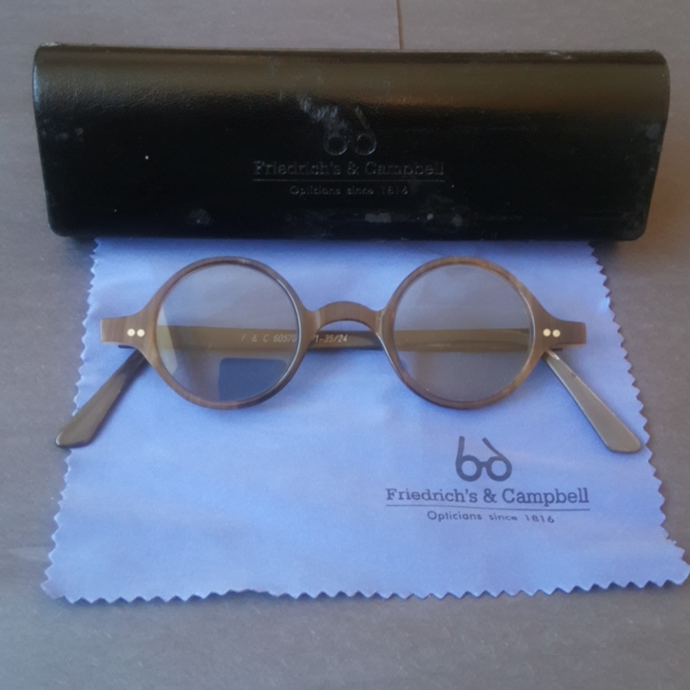 Eyeglasses